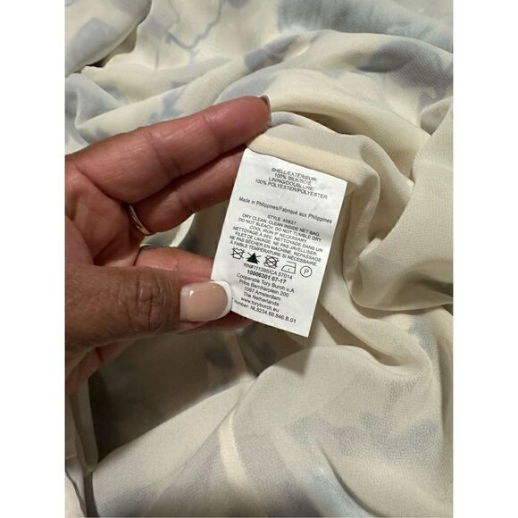 Tory Burch Giovanna Long sleeve Lilly floral 8 100% silk - Picture 14 of 16